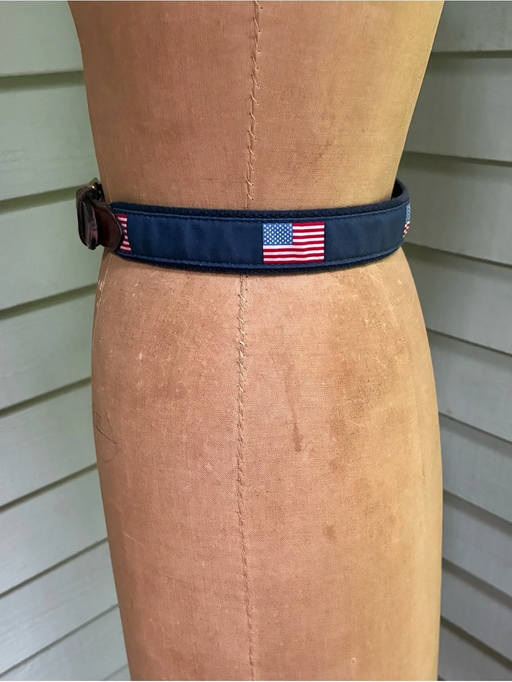 Vineyard Vines by Shep & Ian Leather Canvas American Flag Belt USA Boys size 26